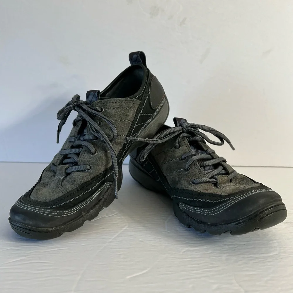 Merrell Women's Performance Suede Hiking Shoe Sneaker Size 7